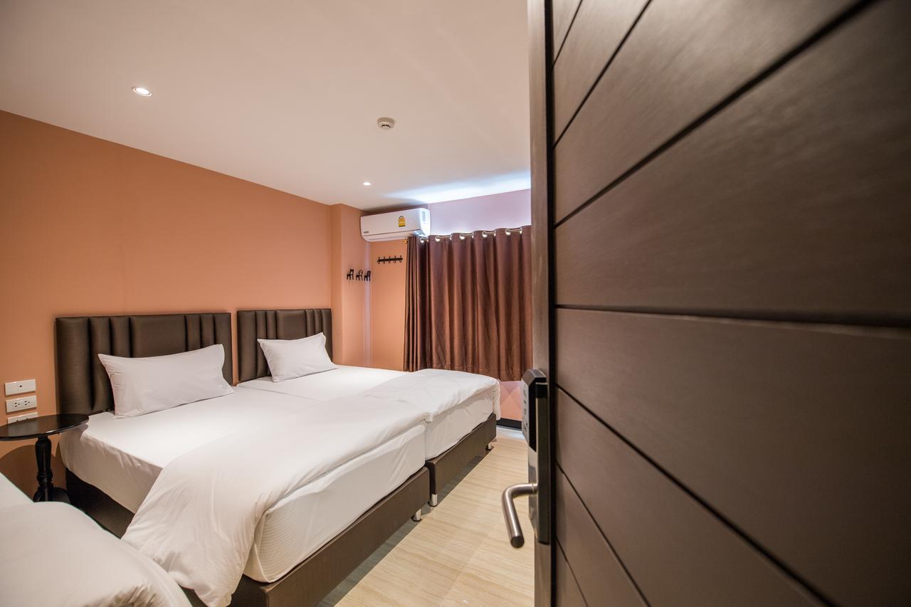 Let'S Zzz Bangkok Hotel Buitenkant foto